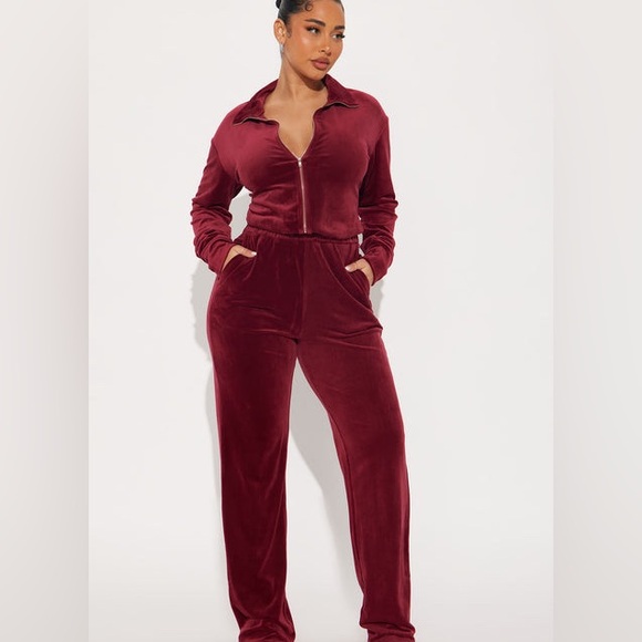 New Fashion Nova Soft Velour Jumpsuit - Burgundy Size 2X - Picture 1 of 4